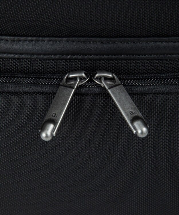 ACE BAGS & LUGGAGE ace. デヴェル ビジネスリュック  B4サイズ 15.6インチPC収納 24L 1050g 2気室 20262 エース ブラック×ネイビー