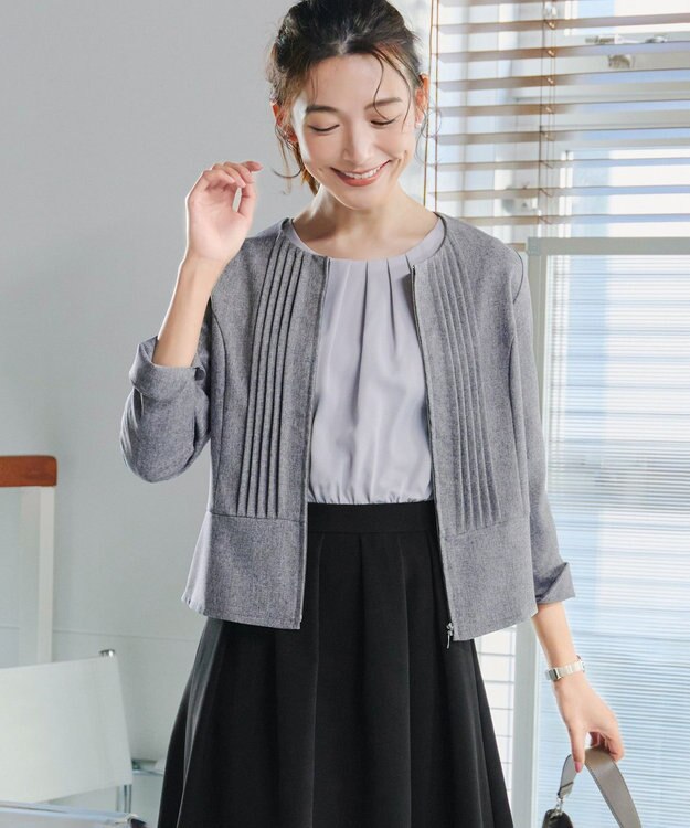 Tiaclasse L ピンタックノーカラージャケット グレー