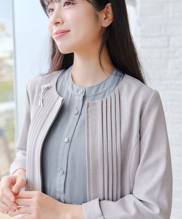 Tiaclasse L ピンタックノーカラージャケット グレージュ