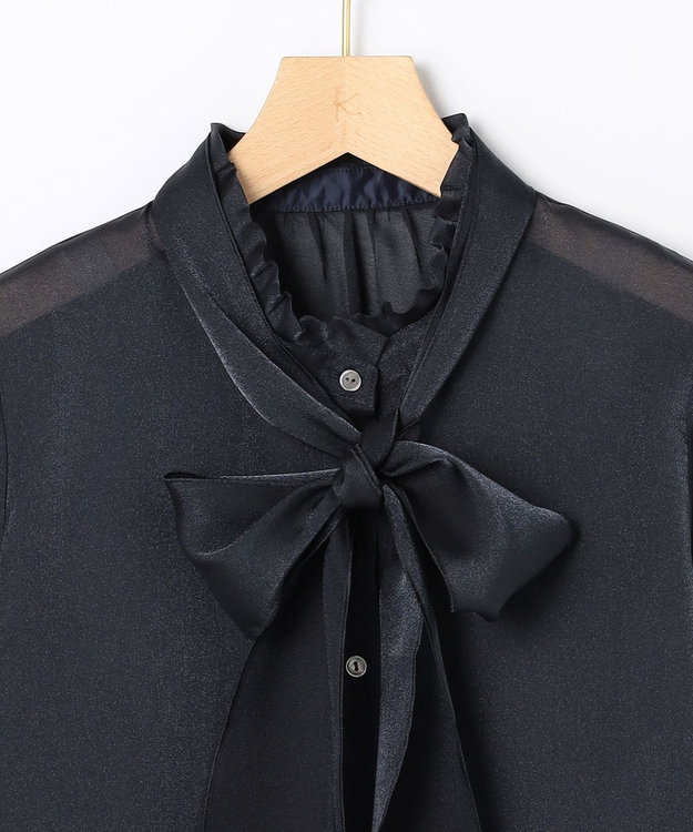 組曲 L 【WEB限定】シャイニーオーガンボウタイ付き ブラウス ネイビー系