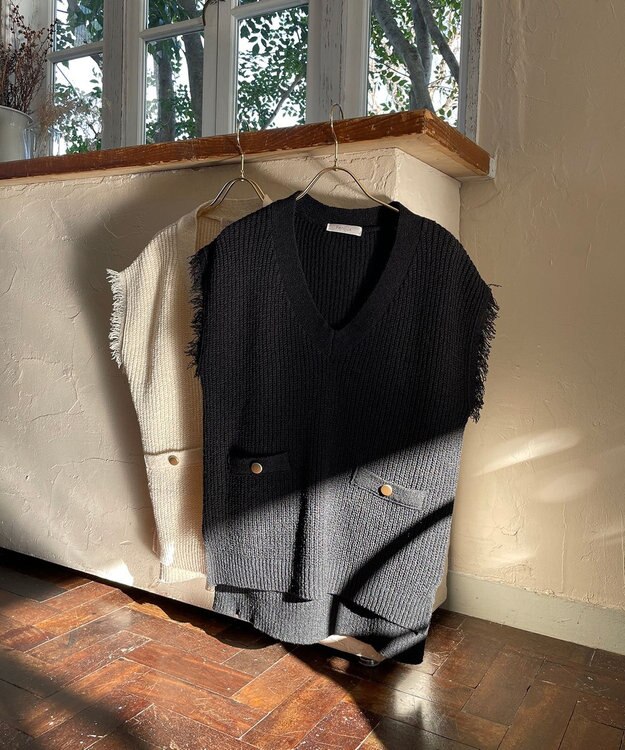 Feroux 【洗える】ツイードライクニット ベスト ブラック系1