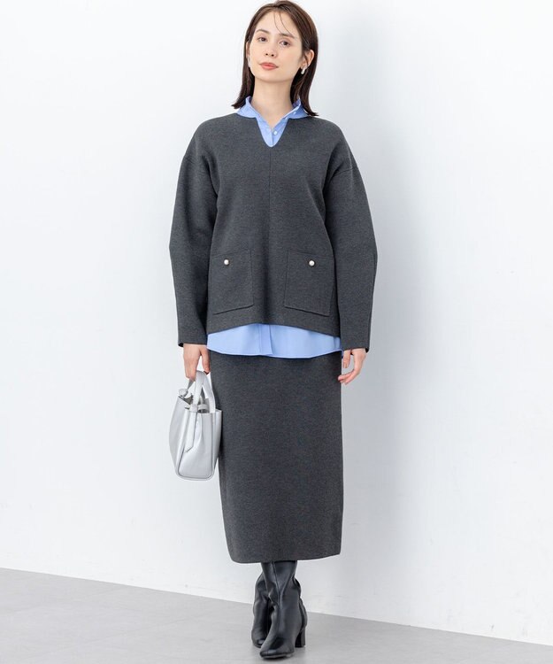 組曲 S 【加藤ローサさん着用 / 前後着用可】コットンタッチシャーティング刺繍入り ブラウス ブルー系