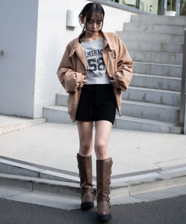 WEGO 【ユニセックス着用ITEM/MLサイズ展開】フェイクスウェードロゴスウィングトップ ベージュ