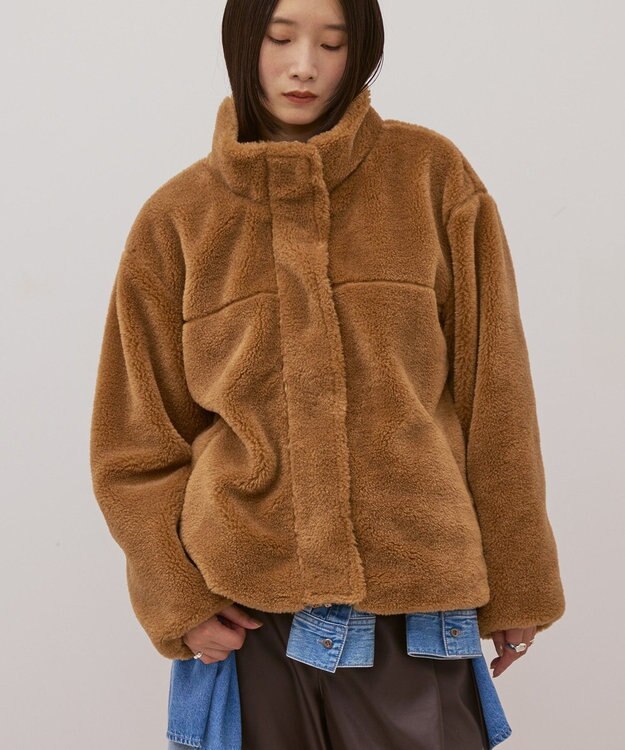 AMERICAN HOLIC スタンドベア風ボアコート Camel