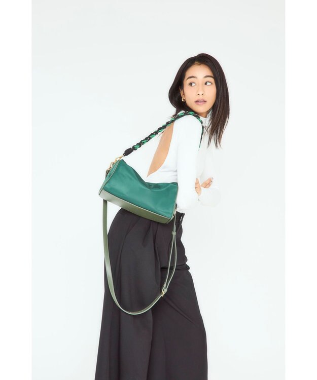 style code 【VerdeVari/ヴェルデヴァリ】ナイロンユーティリティバッグ グリーン