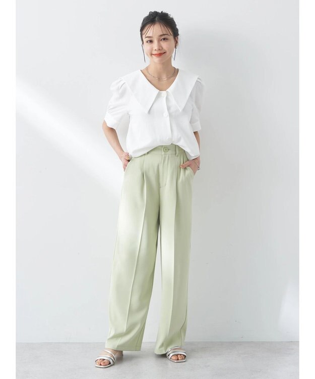 earth music&ecology タックストレートパンツ Light Green