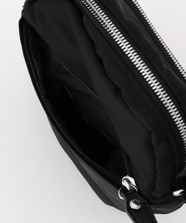 Y'SACCS ポリエステルツイル ポシェット ブラック