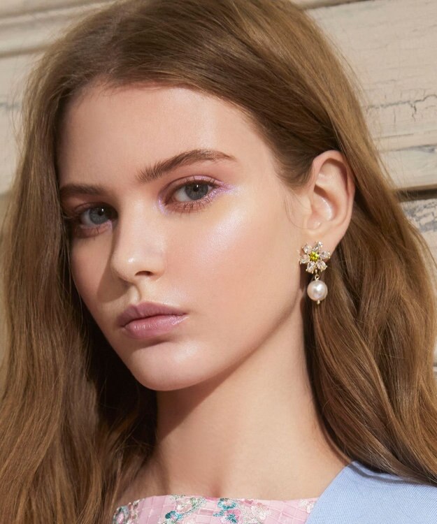 TOCCA DAISY BIJOUX＆PEARL EARRINGS イヤリング イエロー系