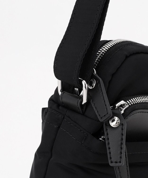 Y'SACCS ポリエステルツイル ポシェット ブラック