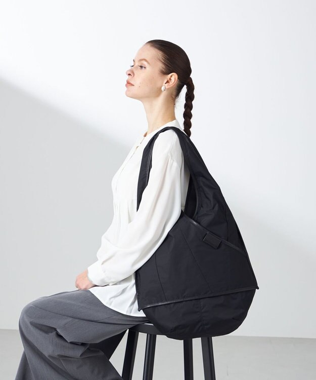 Y'SACCS 【Y'SACCS Gene Line】イゼール トートバッグ ブラック