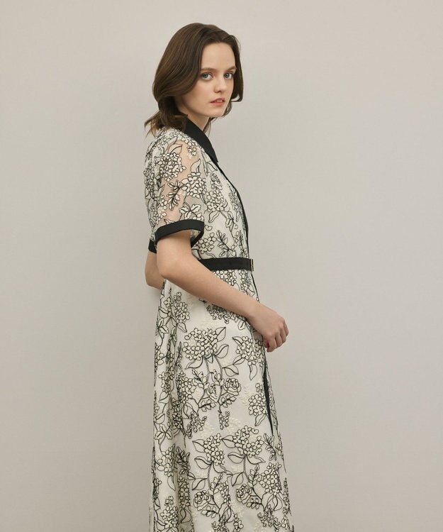 GRACE CONTINENTAL フラワーコード刺繍ワンピース キナリ