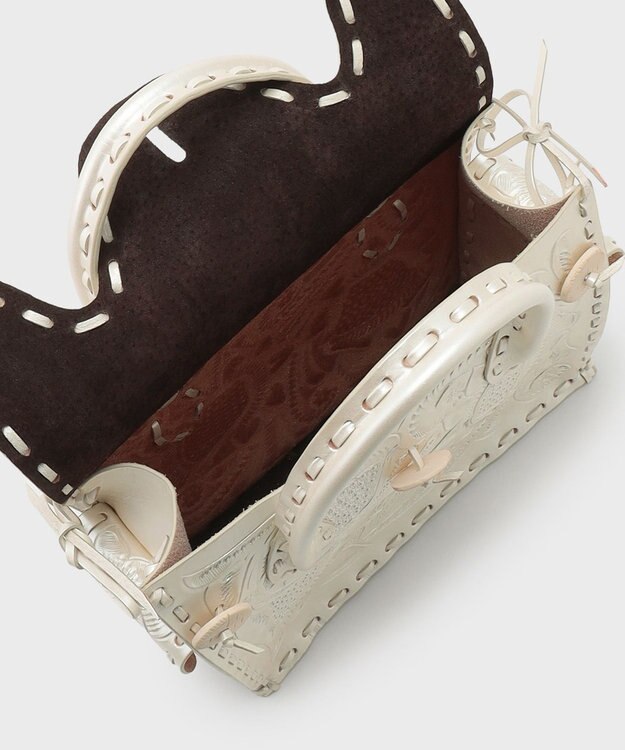 GRACE CONTINENTAL MaestraS-MTLC パールホワイト