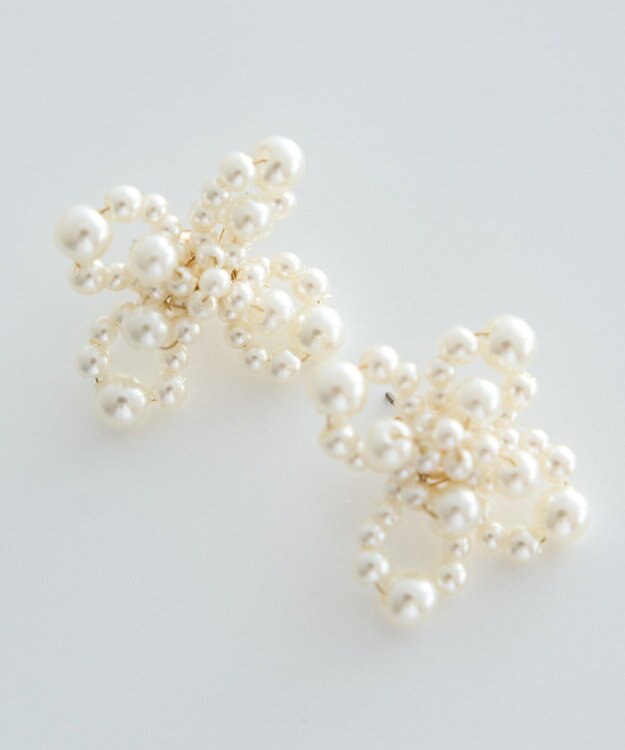 earth music&ecology パールフラワーピアス Ivory