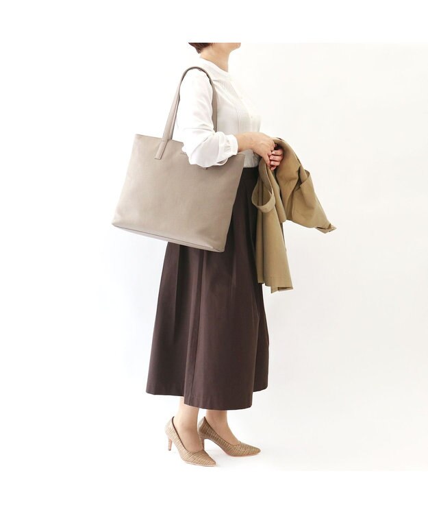 IBIZA カレーラ　セミショルダーバッグ ピンクベージュ