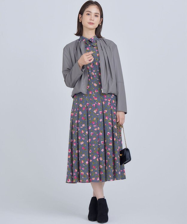 組曲 レザーライクライト ブルゾン モーヴグレー系