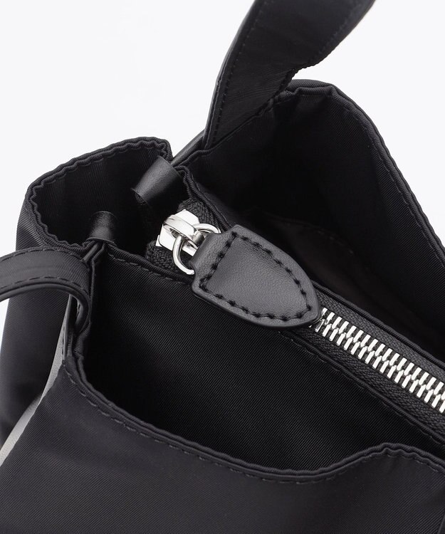 Y'SACCS スクエアすっきりトート Mサイズ ブラック