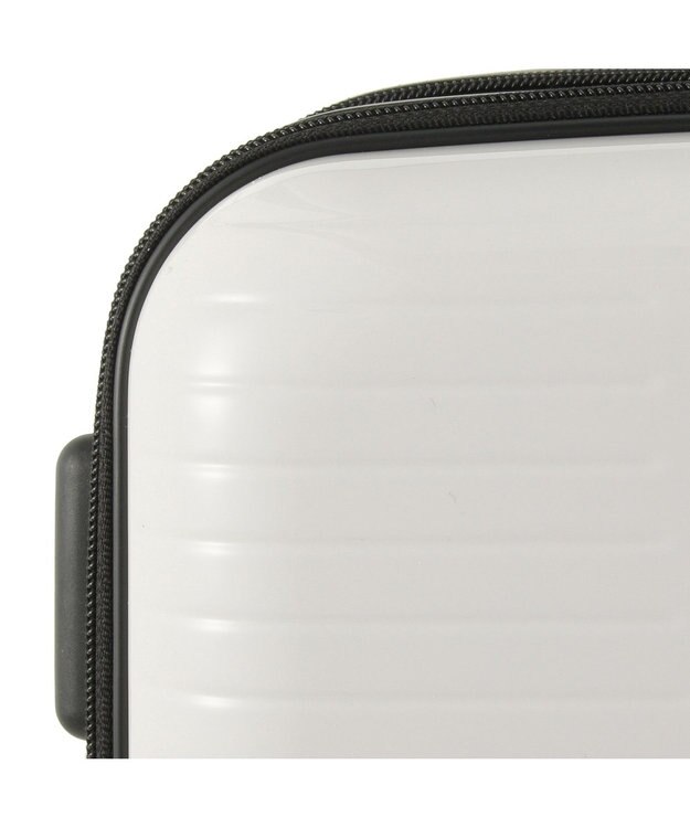 ACE BAGS & LUGGAGE World Traveler プリマス フロントポケット スーツケース 64-74L 06702 ワールドトラベラー ホワイト