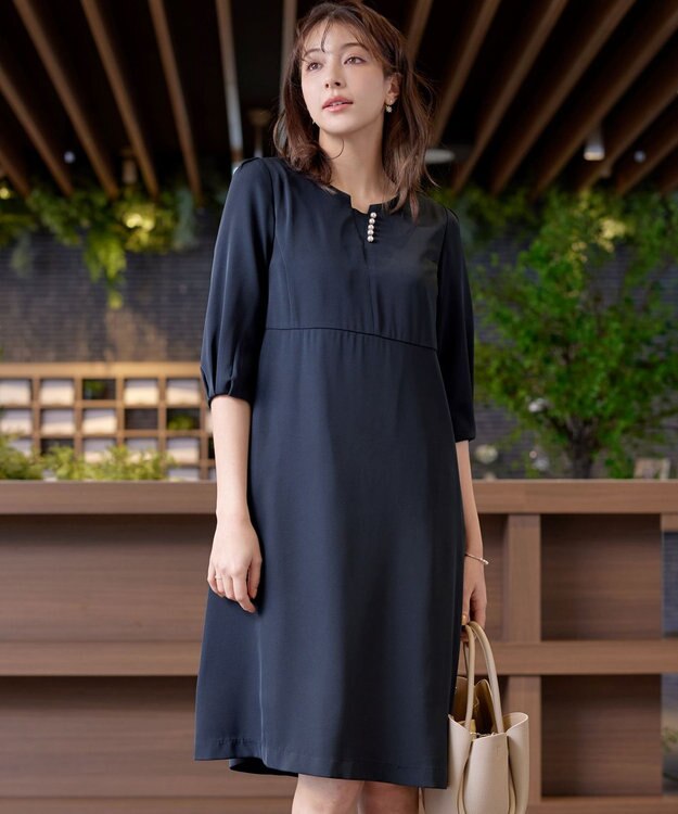 Tiaclasse L 【洗える】パール付きタックスリーブワンピース ネイビー
