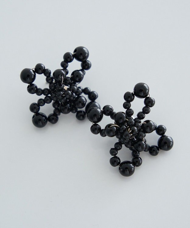 earth music&ecology パールフラワーピアス Black