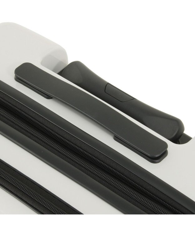 ACE BAGS & LUGGAGE World Traveler プリマス フロントポケット スーツケース 64-74L 06702 ワールドトラベラー ホワイト