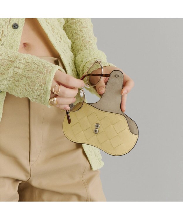 PELLE BORSA ストラップ付きめがねケース Chrono Weave クロノウィーブ 5855 クリームイエロー