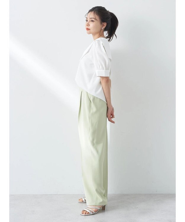 earth music&ecology タックストレートパンツ Light Green
