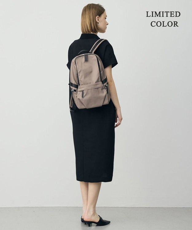 ICB 【A4サイズ収納可・撥水】８ポケットナイロンリュック ライトモカ系