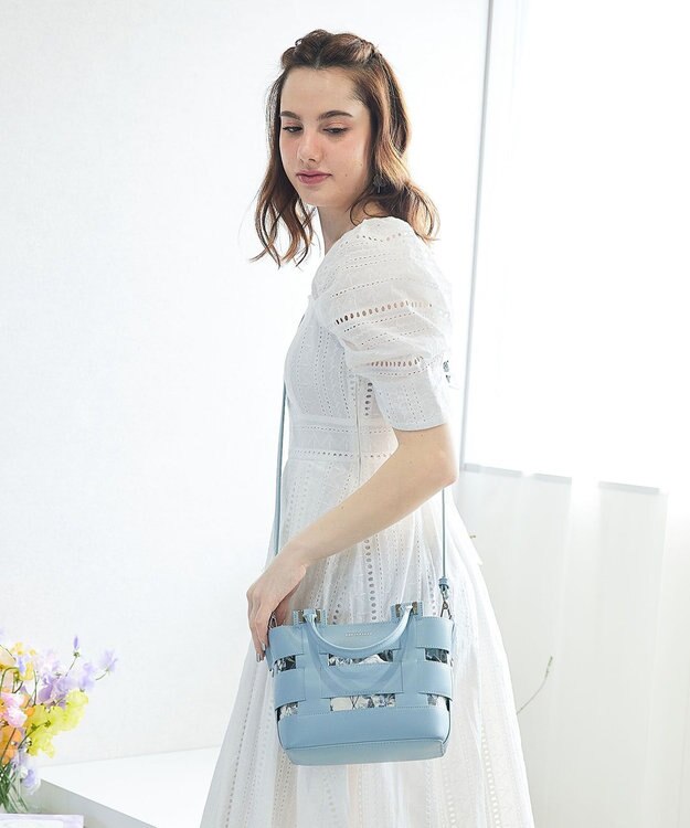 style code 【MERCURYDUO/マーキュリーデュオ】軽量メッシュ　花柄巾着付ミニトートバッグ ブルー