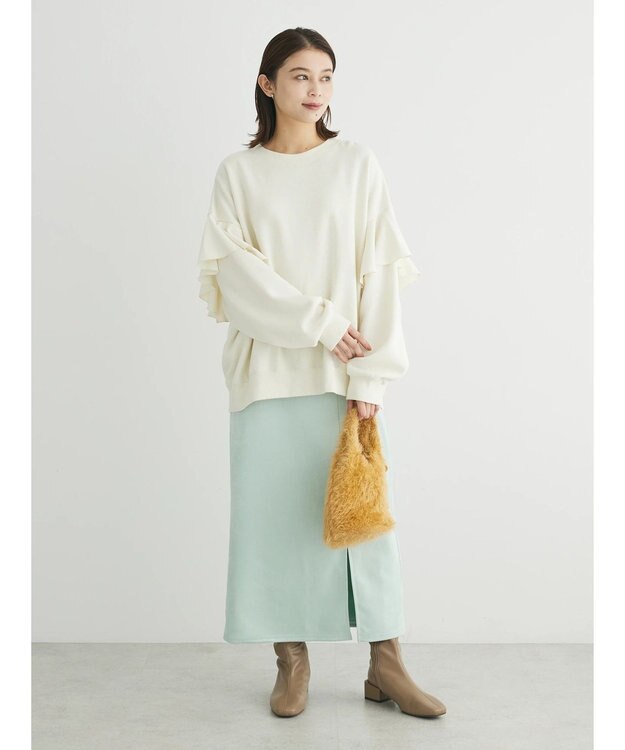 Green Parks ・ＳＵＧＡＲ　ＳＰＯＯＮ　ラッフルショルダースウェット Ivory