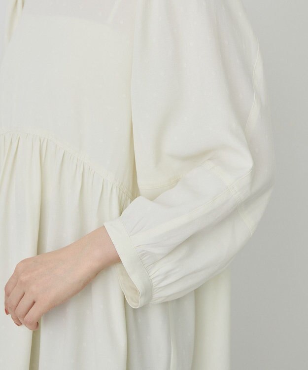 AMERICAN HOLIC DOTジャガードティアードブラウス Ivory