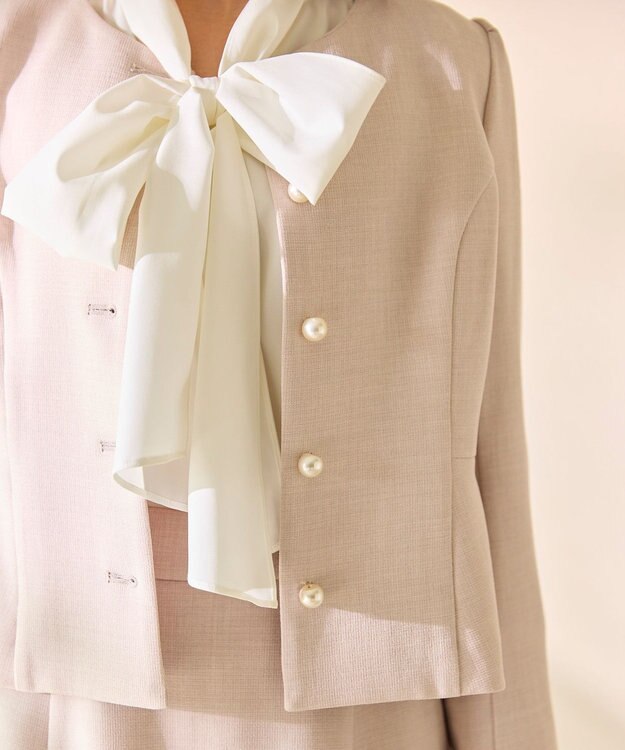 Feroux 【先行予約】パール釦ペプラムジャケット×スカート セットアップ ピンク系