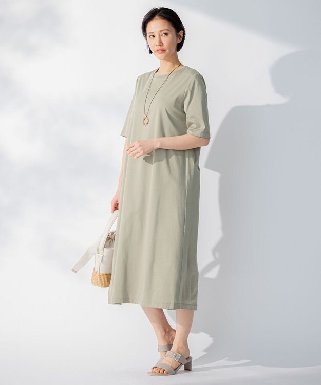 自由区 【洗える】リラックスジャージー クルーネックワンピース カーキ系