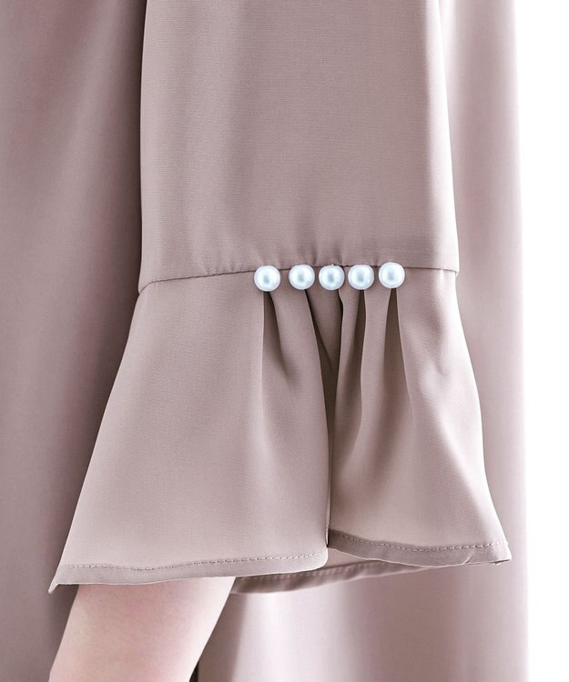 Tiaclasse 【洗える】タックフレアパール付き袖チュニックブラウス グレージュ