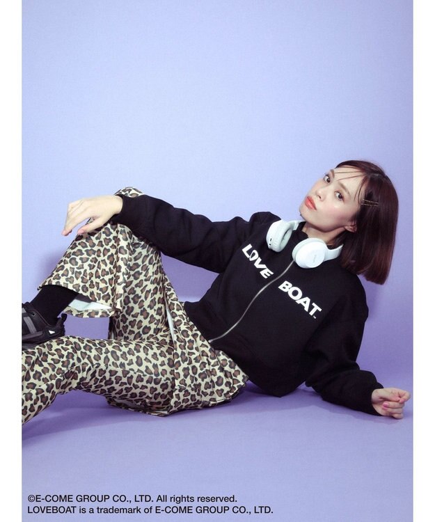 Green Parks ■別注　ＬＯＶＥ　ＢＯＡＴ　ショートトラックジャケット Black