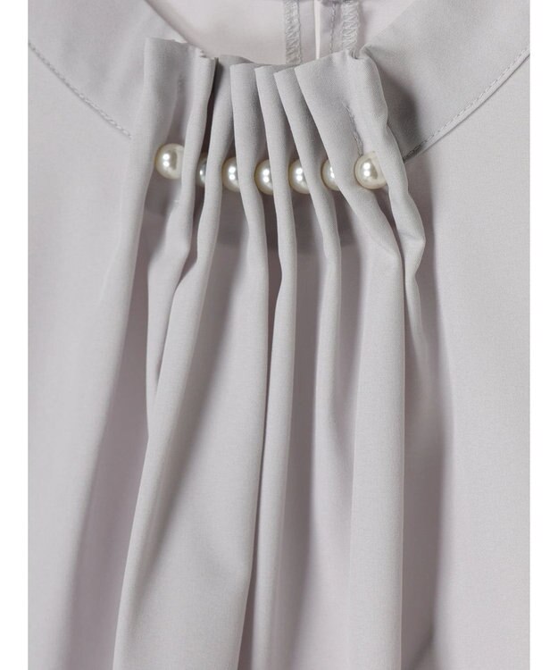 earth music&ecology パールタックブラウス Light Gray