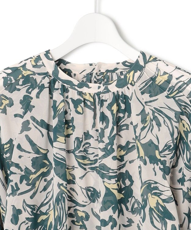 23区 【洗える】ニュアンスフラワー プリント ブラウス ダークグリーンプリント