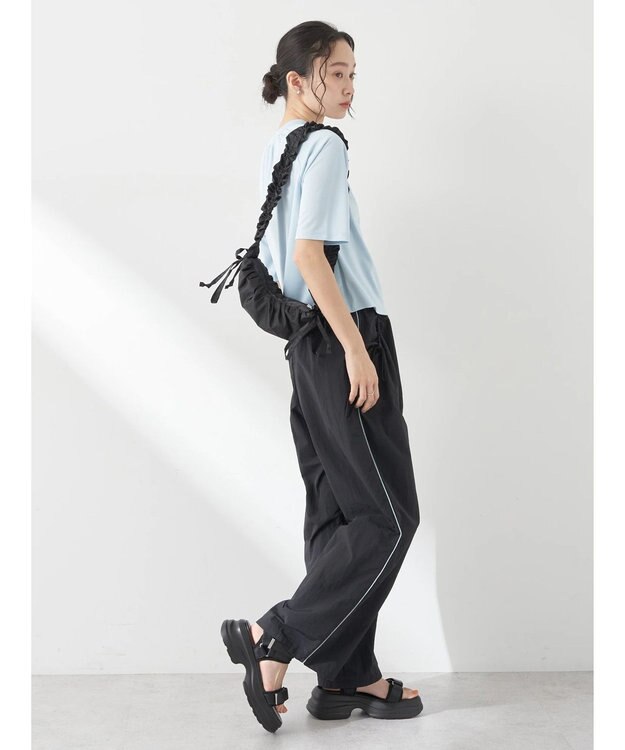 earth music&ecology スポーティー刺繍ロゴＴ Light Blue