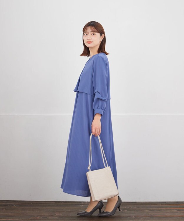 Tiaclasse L つまみタック袖ワンピース ブルー