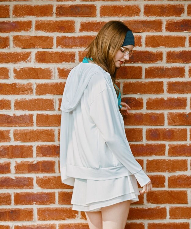 San-ai Resort（三愛水着楽園） 【UNISEX】【【UPF50＋】　ユニセックス　ラッシュパーカー　S・M・L　【San-ai Resort（サンアイリゾート）】 ホワイト