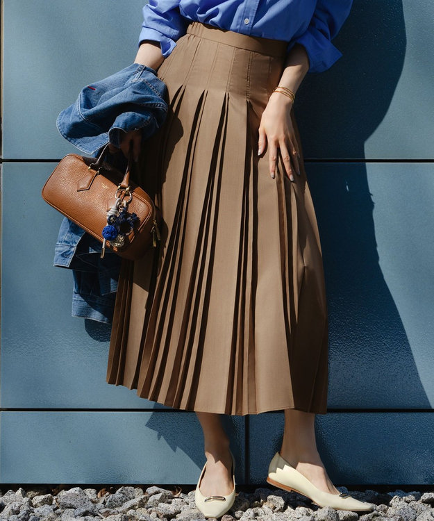 23区 グロッシープリーツ ロングスカート モカ