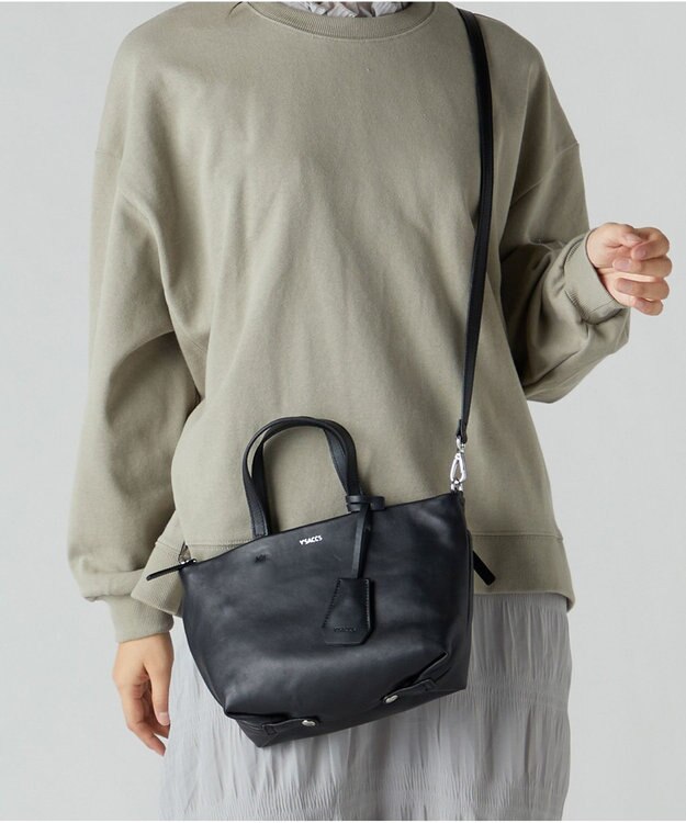 Y'SACCS イザック　イタリアンシープマルチウェイトートバッグ ブラック