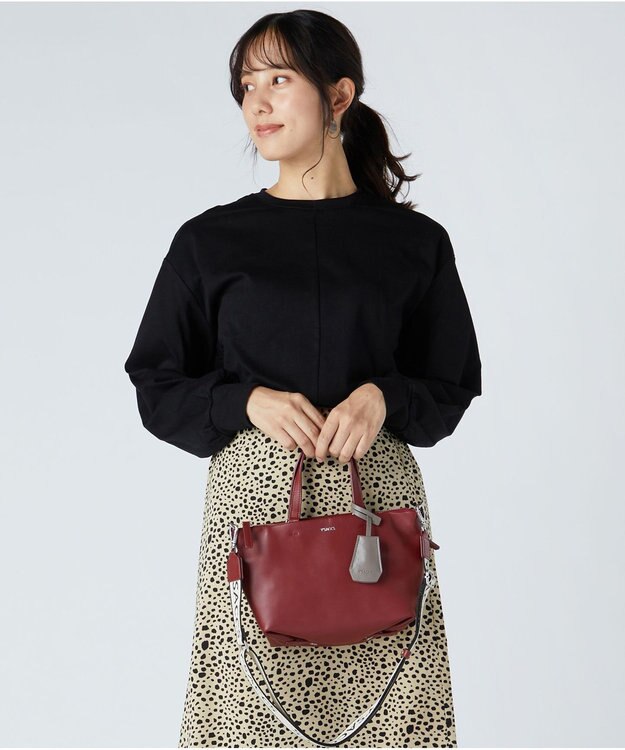 Y'SACCS イザック　イタリアンシープマルチウェイトートバッグ ワイン