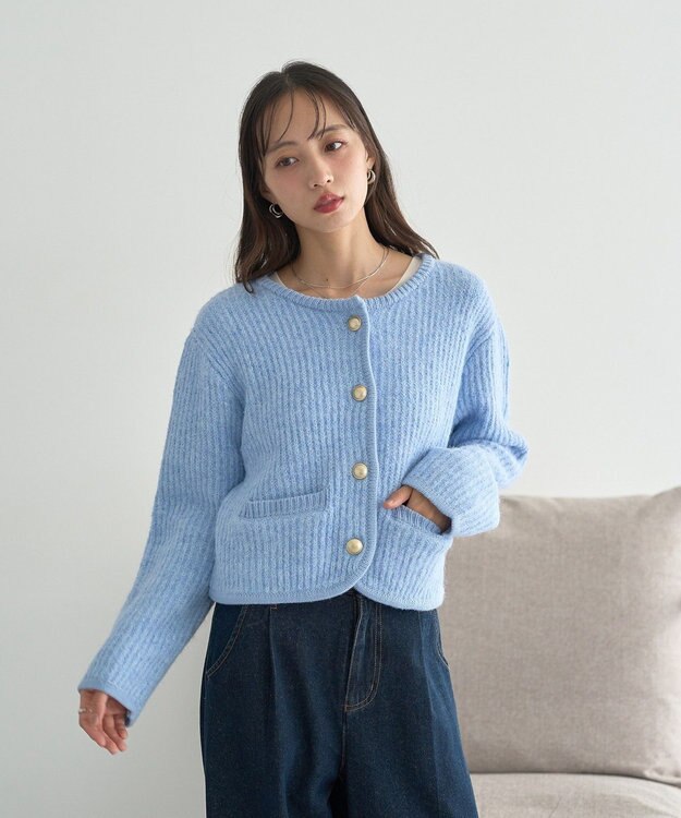 earth music&ecology 【WEB限定】ゴールド釦ショートニットカーディガン Blue