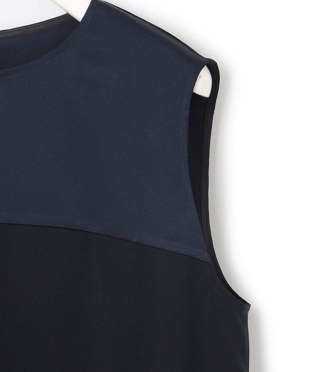 ICB 【接触冷感・UVケア・速乾・洗える】 FluidBackSatin ノースリーブブラウス ネイビー系