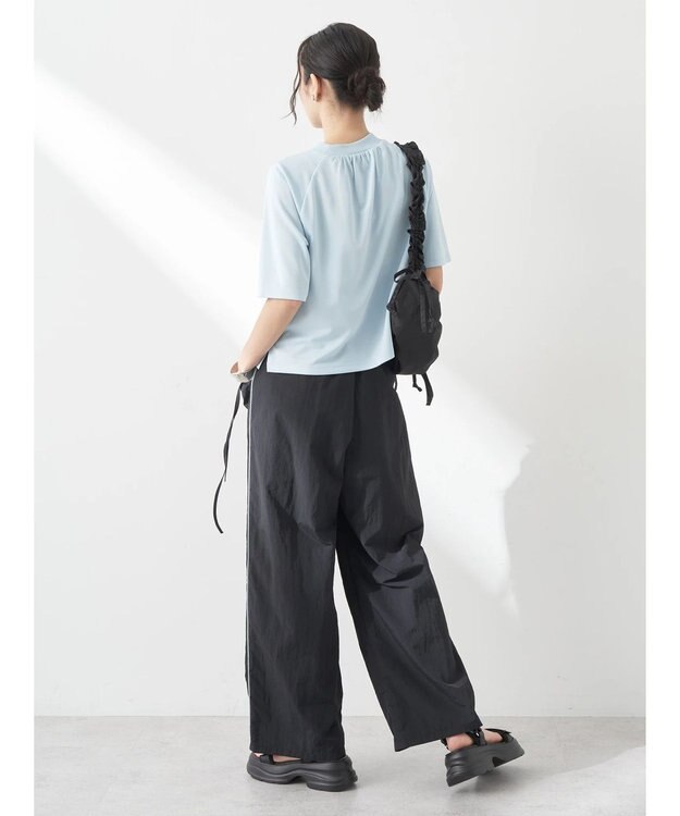 earth music&ecology スポーティー刺繍ロゴＴ Light Blue