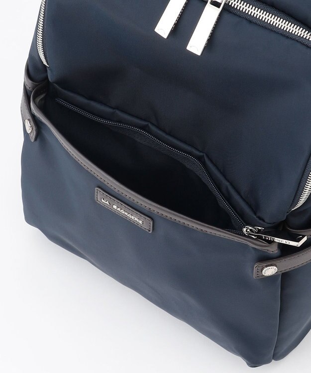 LA BAGAGERIE 【撥水ナイロン】ベーシックリュック ネイビー