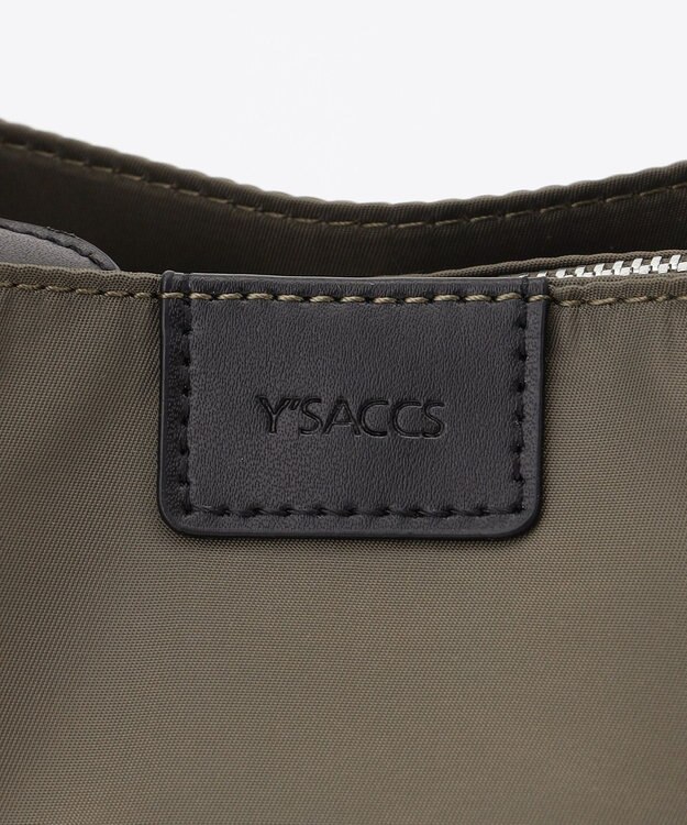 Y'SACCS スクエアすっきりトート Sサイズ カーキ