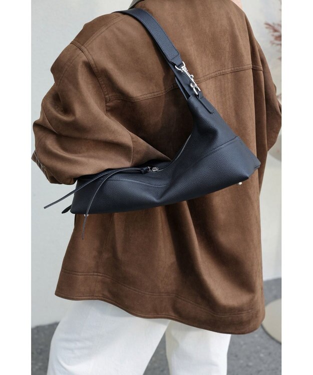 style code 【 通勤使用可能 】 牛革 細身シルエットショルダーバッグ ブラック