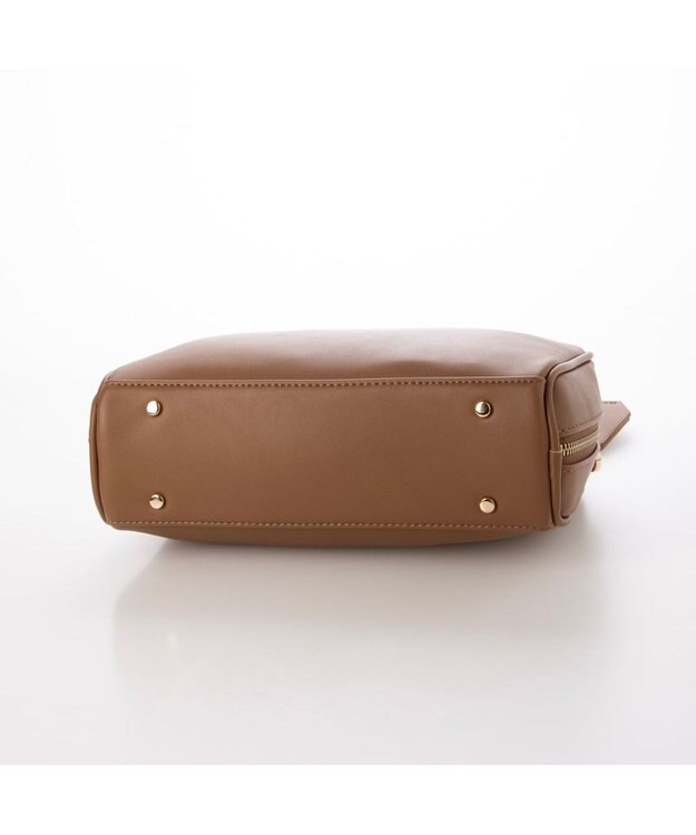 UNBILLION カシュカシュ cachecache / チャーム付横長ボストン キャメル