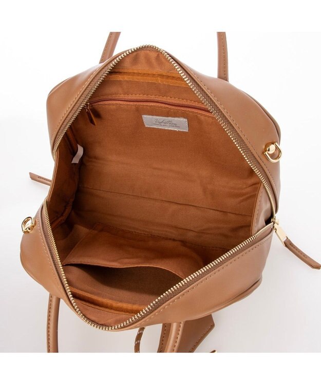 UNBILLION カシュカシュ cachecache / チャーム付横長ボストン キャメル